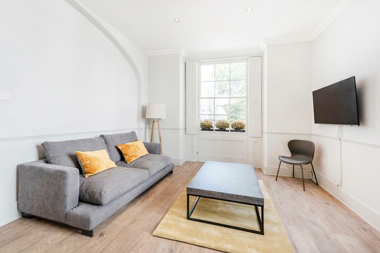 Stylish 2 Bedroom Flat In Knightsbridge Londra Esterno foto