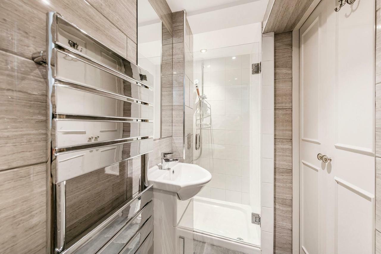 Stylish 2 Bedroom Flat In Knightsbridge Londra Esterno foto