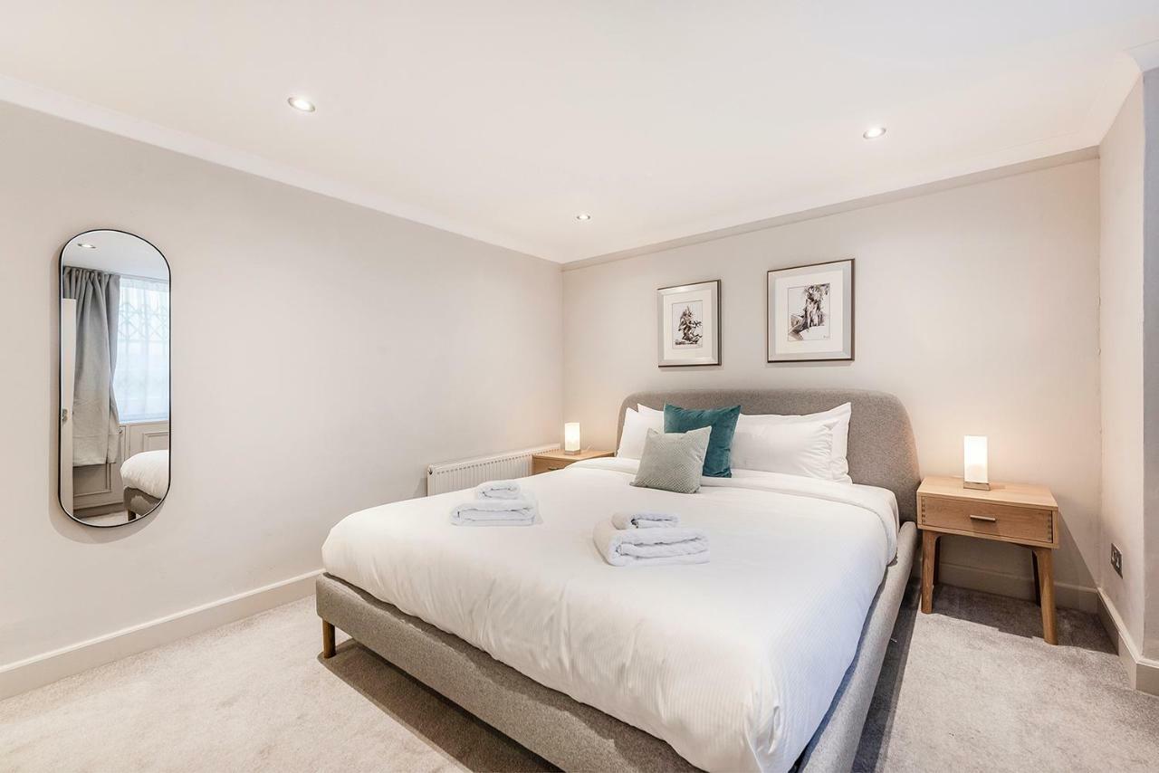 Stylish 2 Bedroom Flat In Knightsbridge Londra Esterno foto