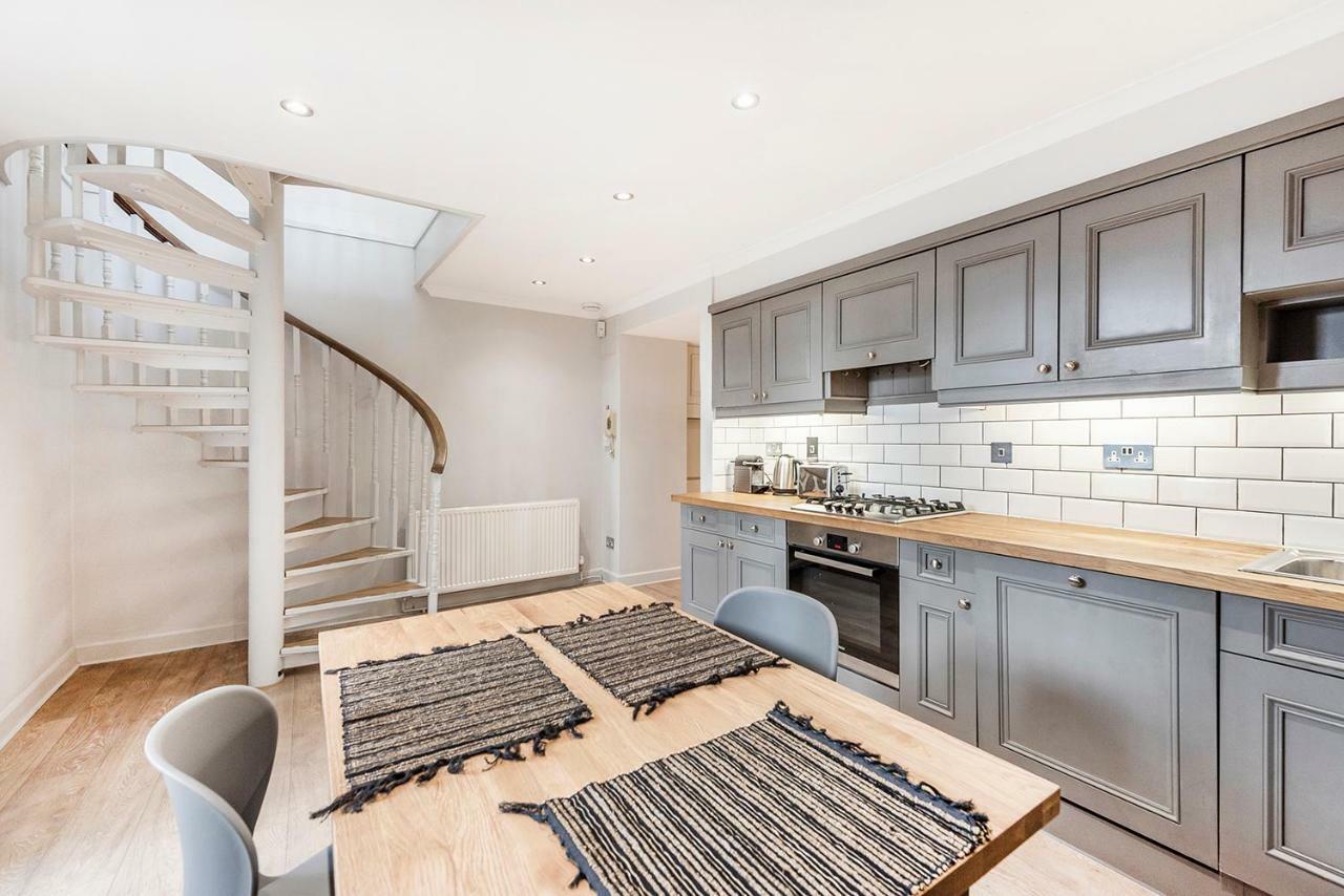 Stylish 2 Bedroom Flat In Knightsbridge Londra Esterno foto