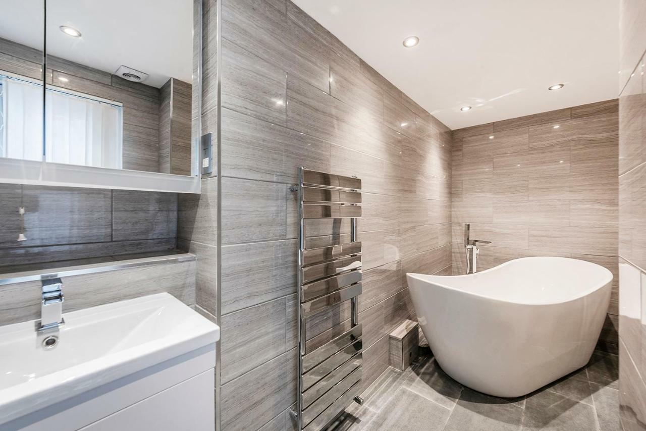 Stylish 2 Bedroom Flat In Knightsbridge Londra Esterno foto